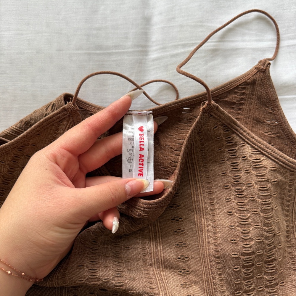 Brown Ribbed and Patterned Tank Tops - Picture 6 of 6